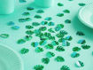 Picture of METALLIC CONFETTI LEAFS GREEN 15 GRAMS